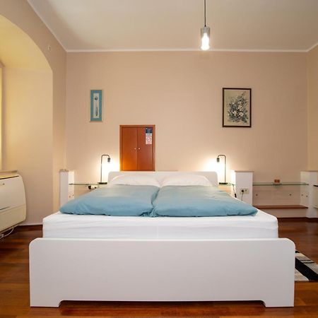 Tisa & Neo Apartment Рийека Екстериор снимка